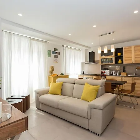 Lovely New Apartament, Viale Trastevere Ρώμη