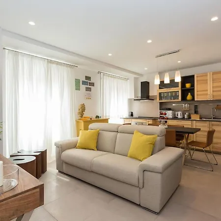 Lovely New Apartament, Viale Trastevere Rome